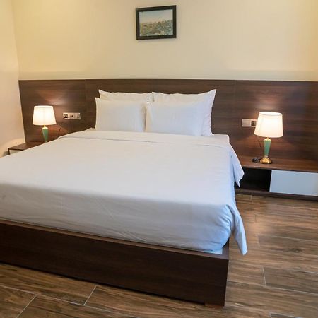 Mai Vy Hotel Tây Ninh Buitenkant foto