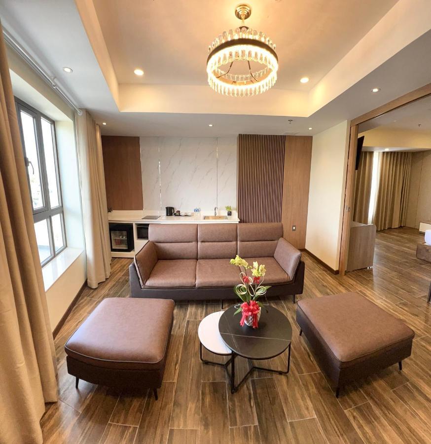 Mai Vy Hotel Tây Ninh Buitenkant foto